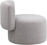 Como Contemporary Accent Chair with Curved Back Design for Stylish Home Decor and Comfort
