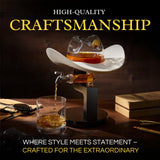 The Wine Savant Cowboy Hat Decanter, Western Style Rustic Design Glass Liquor Container Barware Display - 800ml Clear