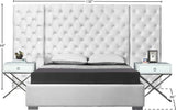 Grande Velvet Bed with Button Tufted Headboard – Stylish Modern Design for Luxurious Bedroom Decor