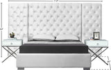Grande Velvet Bed with Button Tufted Headboard – Stylish Modern Design for Luxurious Bedroom Decor