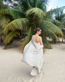 Linen beach towel in Subtle lines