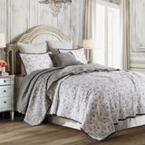Fleur De Lis Reversible Quilt Set, Twin