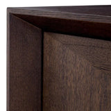 Dresser Sonesta
Mocha oak veneer | brushed brass finish
