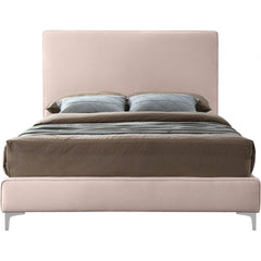 Geri Velvet Queen Bed