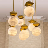 Pendant Elko
Antique brass finish | alabaster