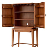 Bar Cabinet Borchard
Caramel oak veneer | woven rattan | bronze finish
