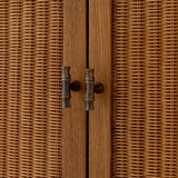 Bar Cabinet Borchard
Caramel oak veneer | woven rattan | bronze finish