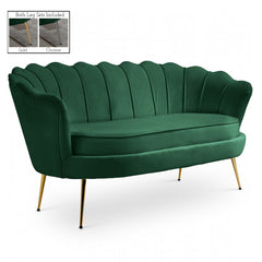 Gardenia Velvet Loveseat