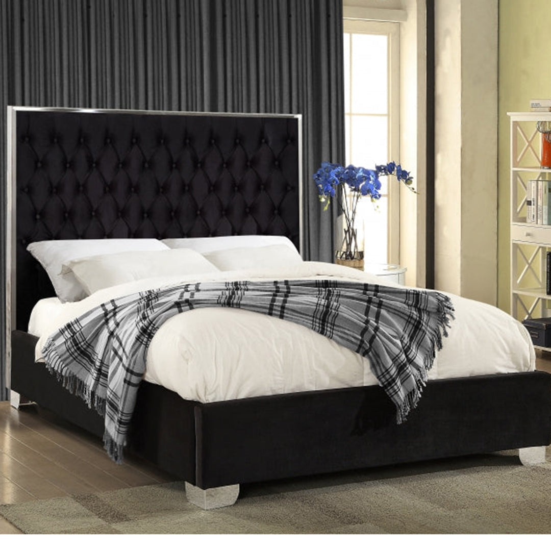 Lexi Velvet Full Bed