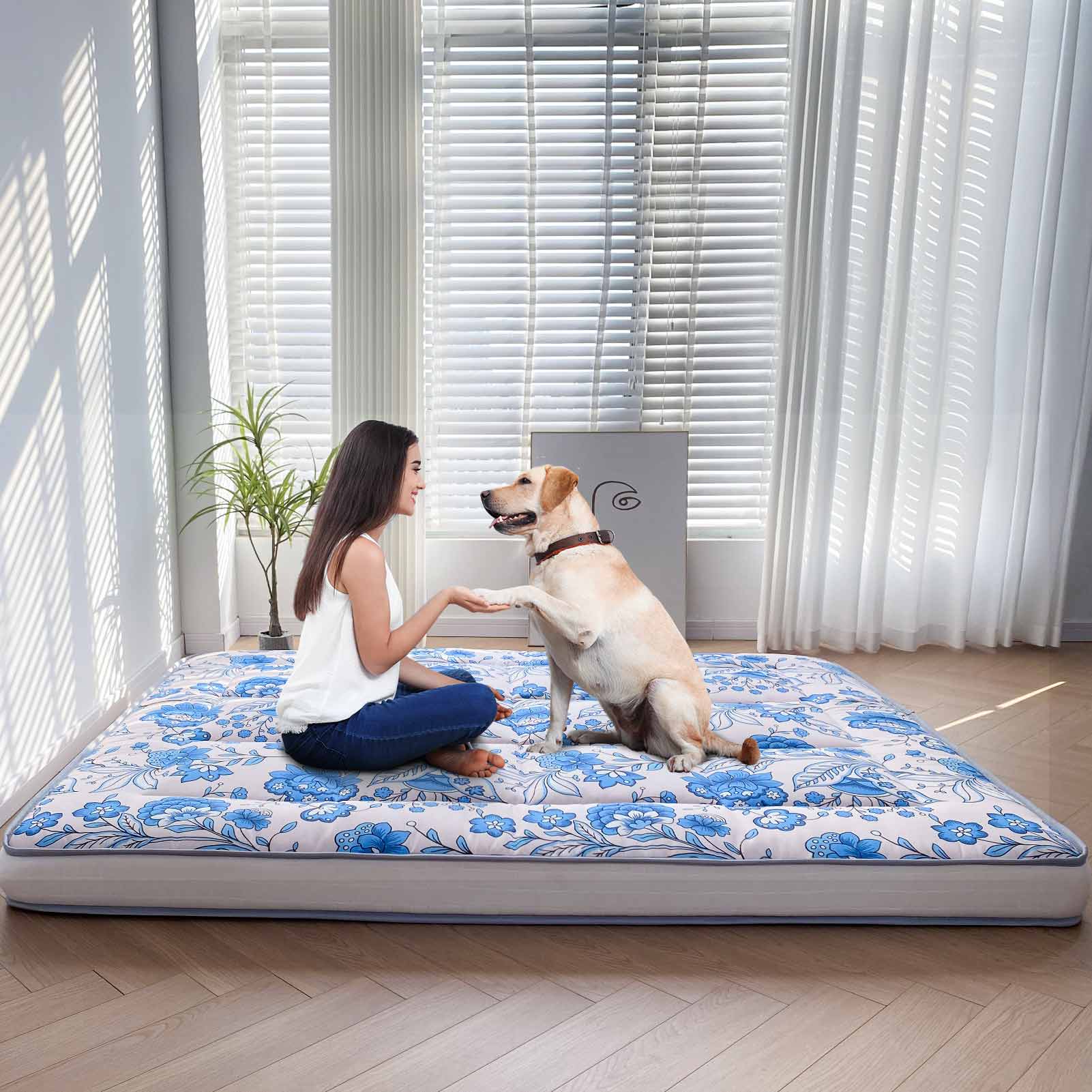 MAXYOYO Padded Japanese Floor Mattress,  Floral Printed Futon Mattress Folding Sleeping Pad