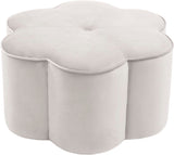 Daisy Velvet Flower-Shaped Ottoman – Luxurious Contemporary Design for Stylish Living Spaces