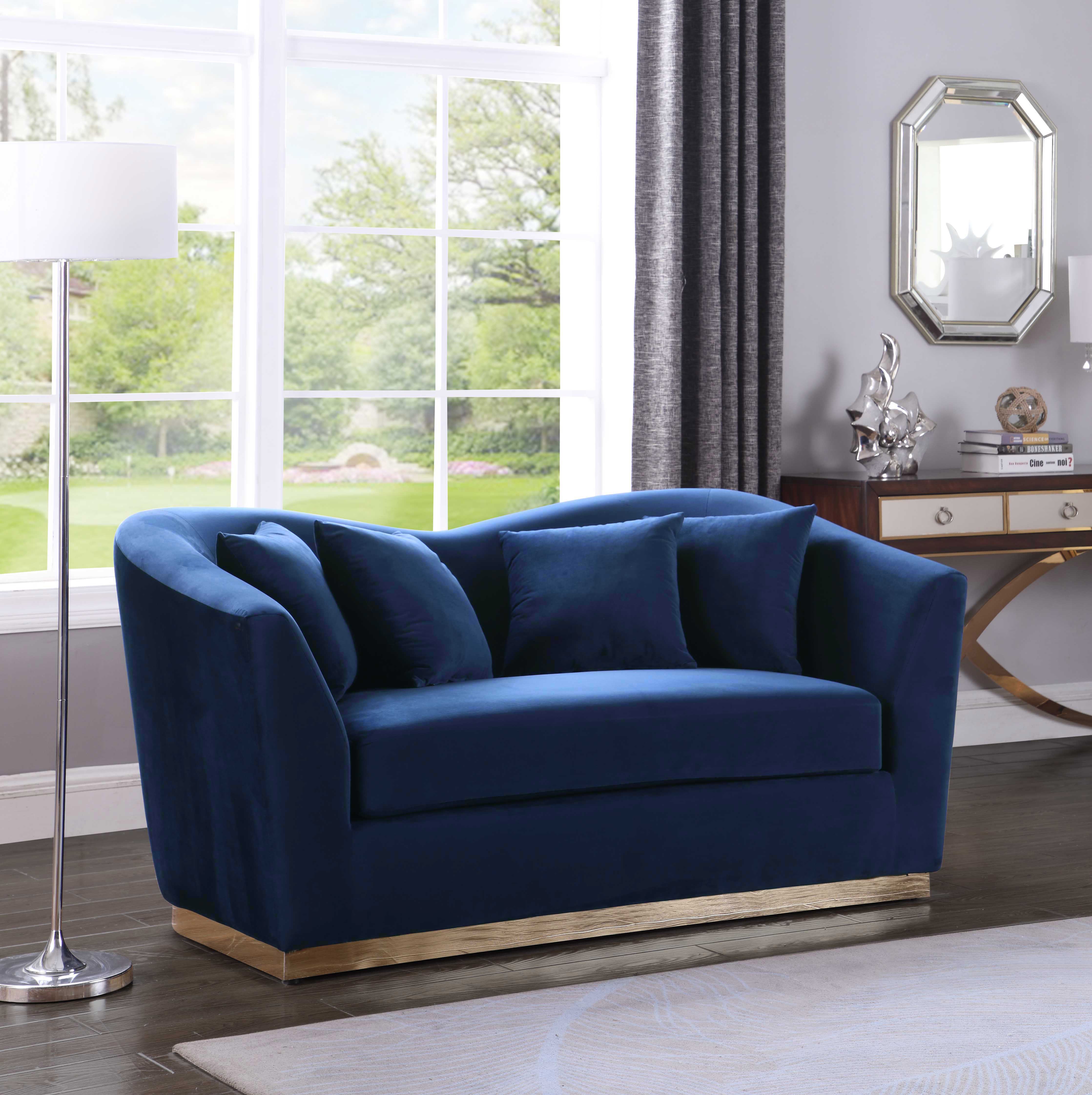 Arabella Velvet Loveseat