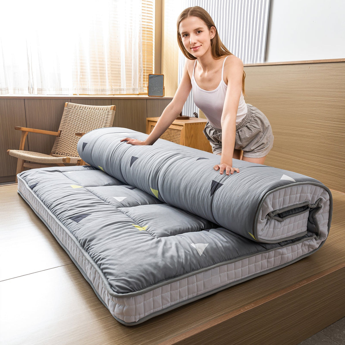 MAXYOYO Padded Japanese Floor Mattress,  Grey Triangle Futon Mattress Extra Thick Folding Sleeping Pad