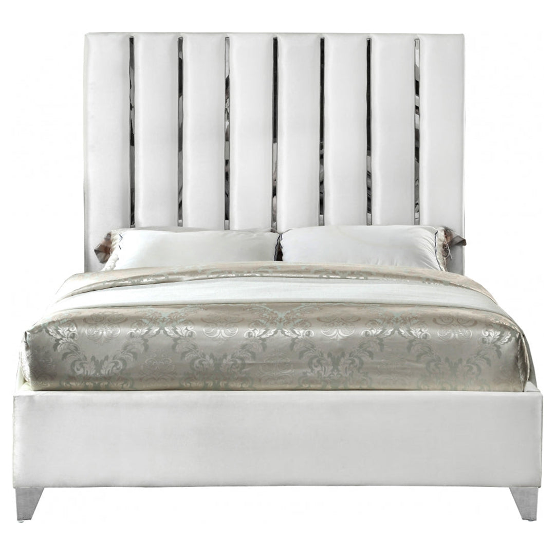 Enzo Velvet Queen Bed