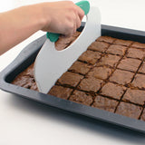 BergHOFF Perfect Slice 13" Covered Cake Pan with Tool