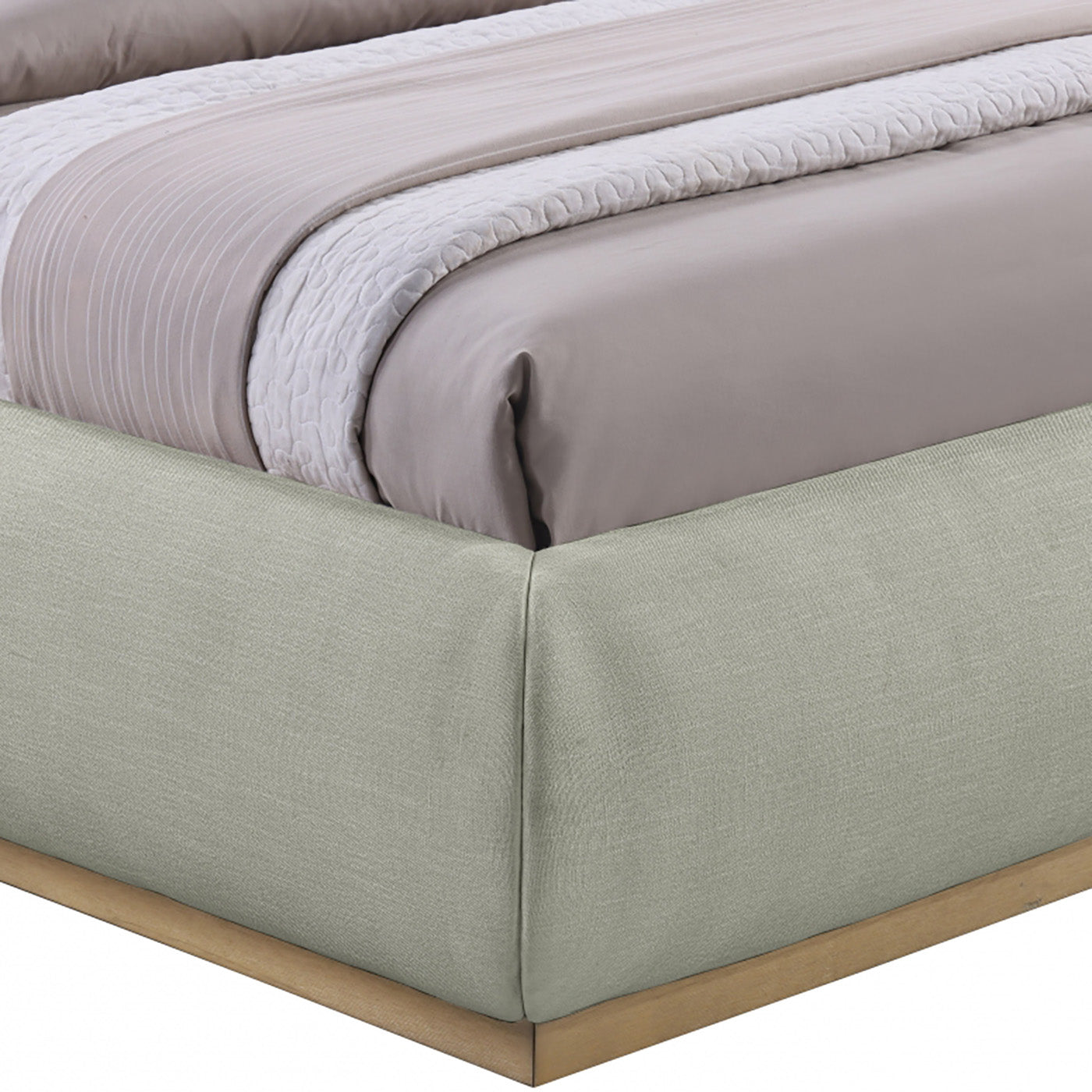 Vaughn Chenille Fabric Bed