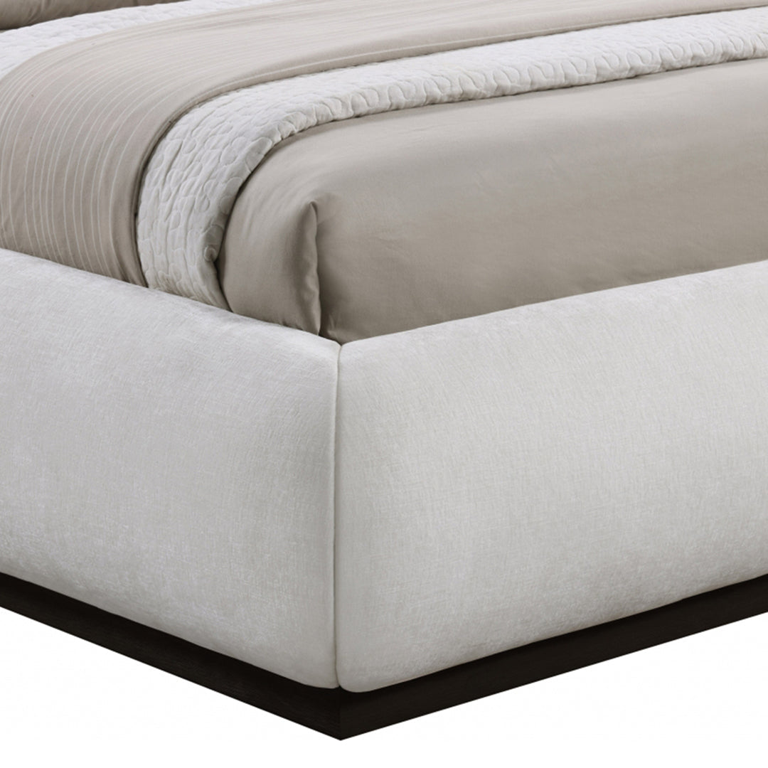 Vaughn Chenille Fabric King Bed