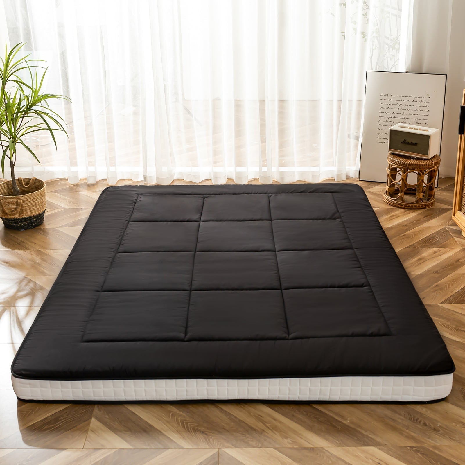 MAXYOYO Padded Japanese Floor Mattress, Black Foldable Roll Up Futon Mattress