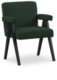 Woodloch Accent Chair - Modern Mid-Century Design with Elegant Boucle Upholstery for Any Space