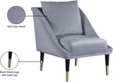 Elegante Velvet Accent Chair – Stylish Contemporary Seating with Chic Gold-Capped Legs for Elegance