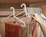 Orderly™ Set of 5 Anti-tangle Ecru Clothes Hangers