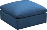 Plush Modular Ottoman: Experience Cloud-Like Comfort with Contemporary Design and Custom Configurations