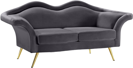 Lips Velvet Loveseat - Stunning Pouty Design with Gold Legs for a Luxurious Living Room Upgrade
