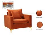 Naomi Velvet Chair – Luxurious Contemporary Design with Customizable Legs and Cozy Pillows Included