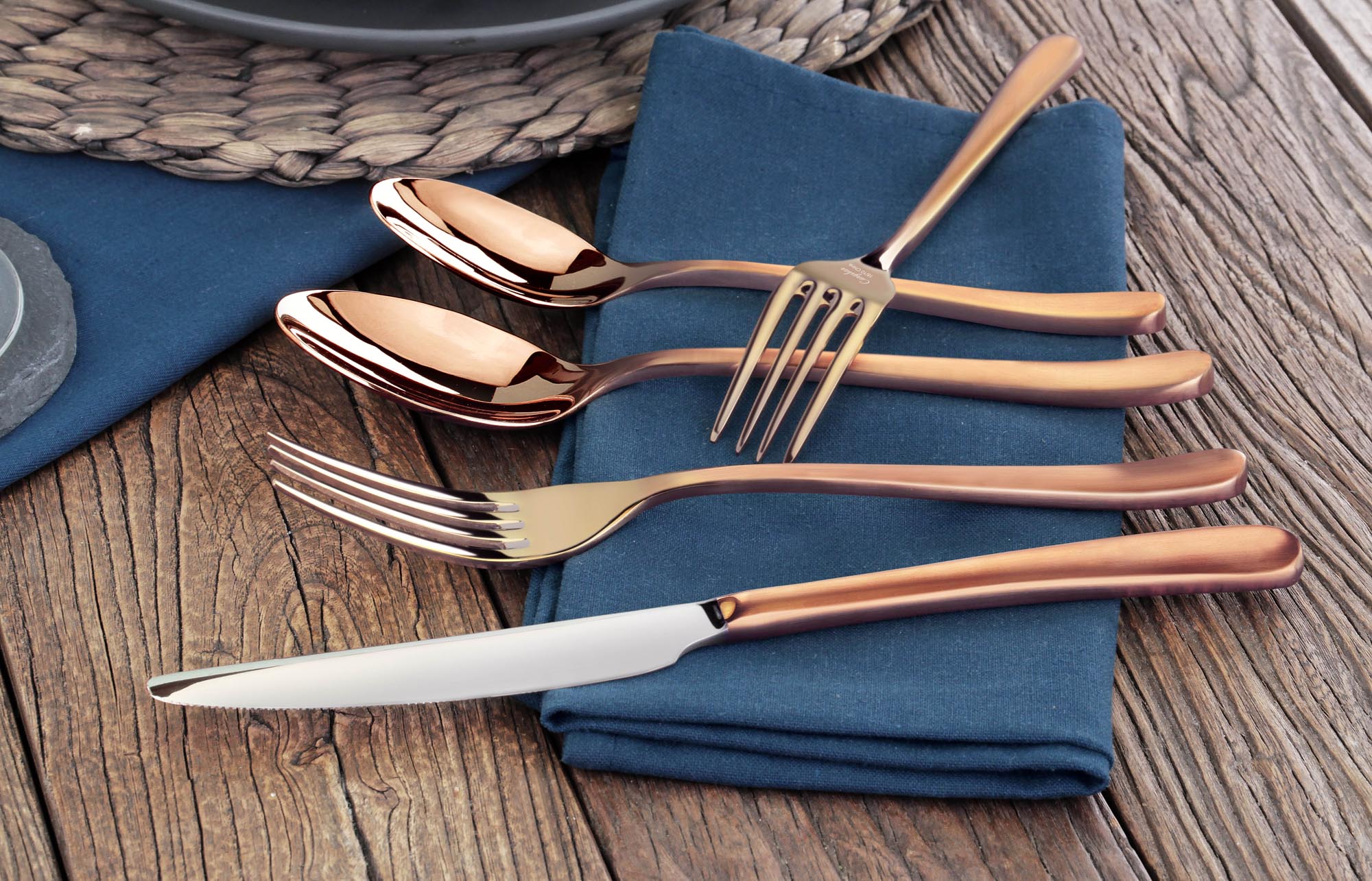 Rain II Series 20-Piece Forged Antique Copper Finish Flatware Set, Stainless Steel 18/10, 1027020