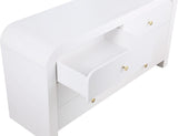 Artisto Contemporary Dresser with Rich Ash Veneer Finish and Versatile Handle Options for Storage