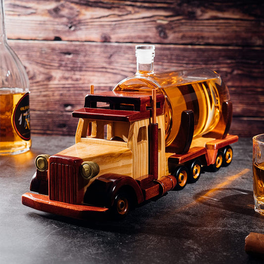 Truck Wine & Whiskey Decanter, 1000ml 18"L