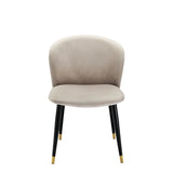 Dining Chair Volante
Roche beige velvet | black & gold finish legs