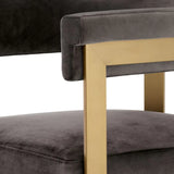 Bar Stool Clubhouse
Brushed brass finish | savona grey velvet