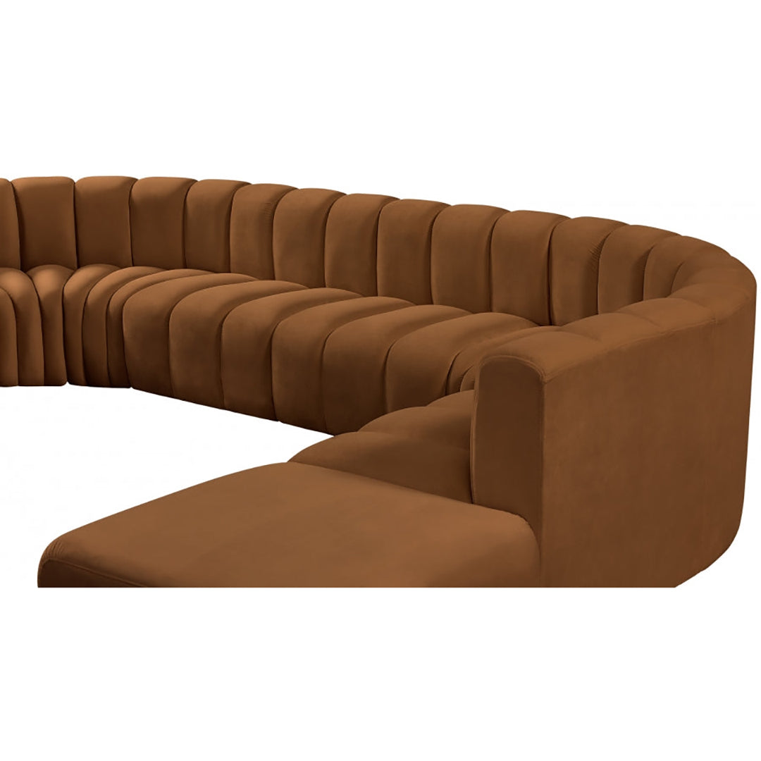 Arc Velvet 7pc. Sectional