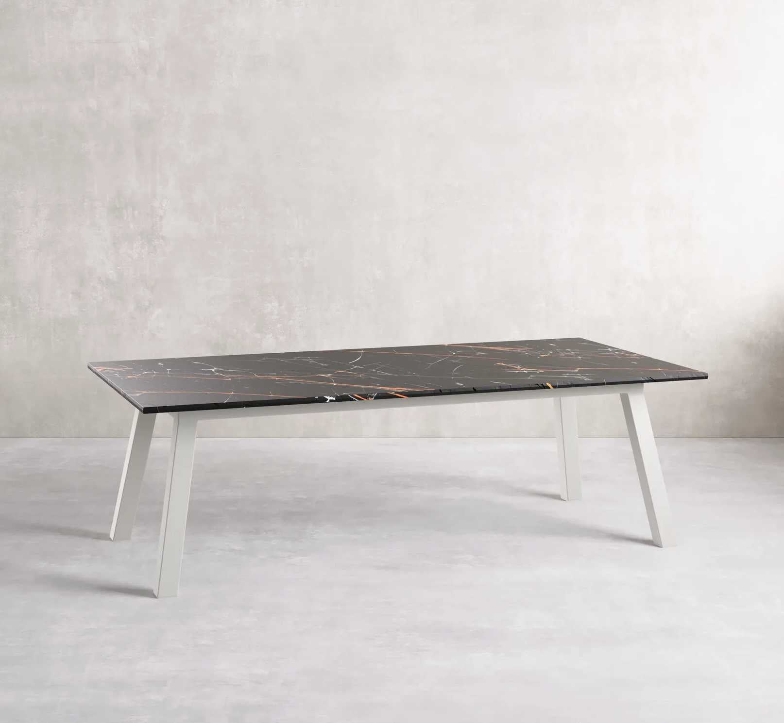 Corcovado Dining Table