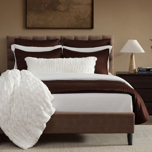 Satin Channel Quilt Set