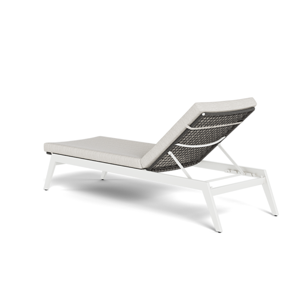 Shop Harbour Loop Sun Lounge (Aluminum White / Cast Silver / Wicker Grey)