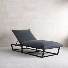 Lourmarin Lounger