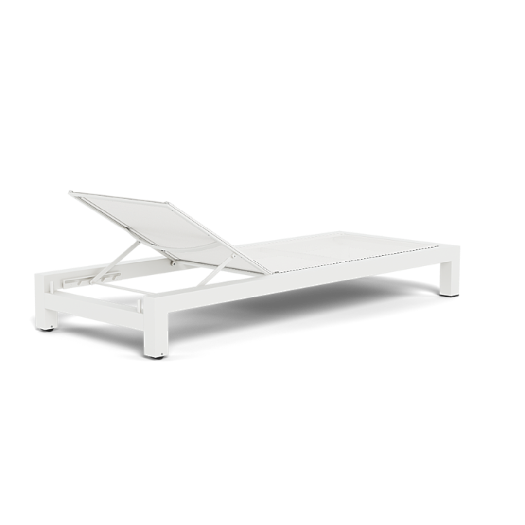 Shop Harbour Pacific Aluminum Sun Lounge (Aluminum White / Batyline White)