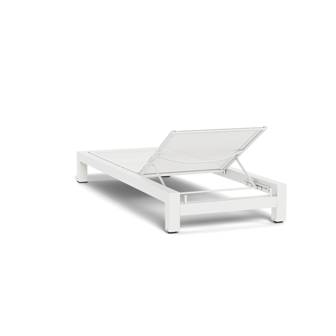 Shop Harbour Pacific Aluminum Sun Lounge (Aluminum White / Batyline White)