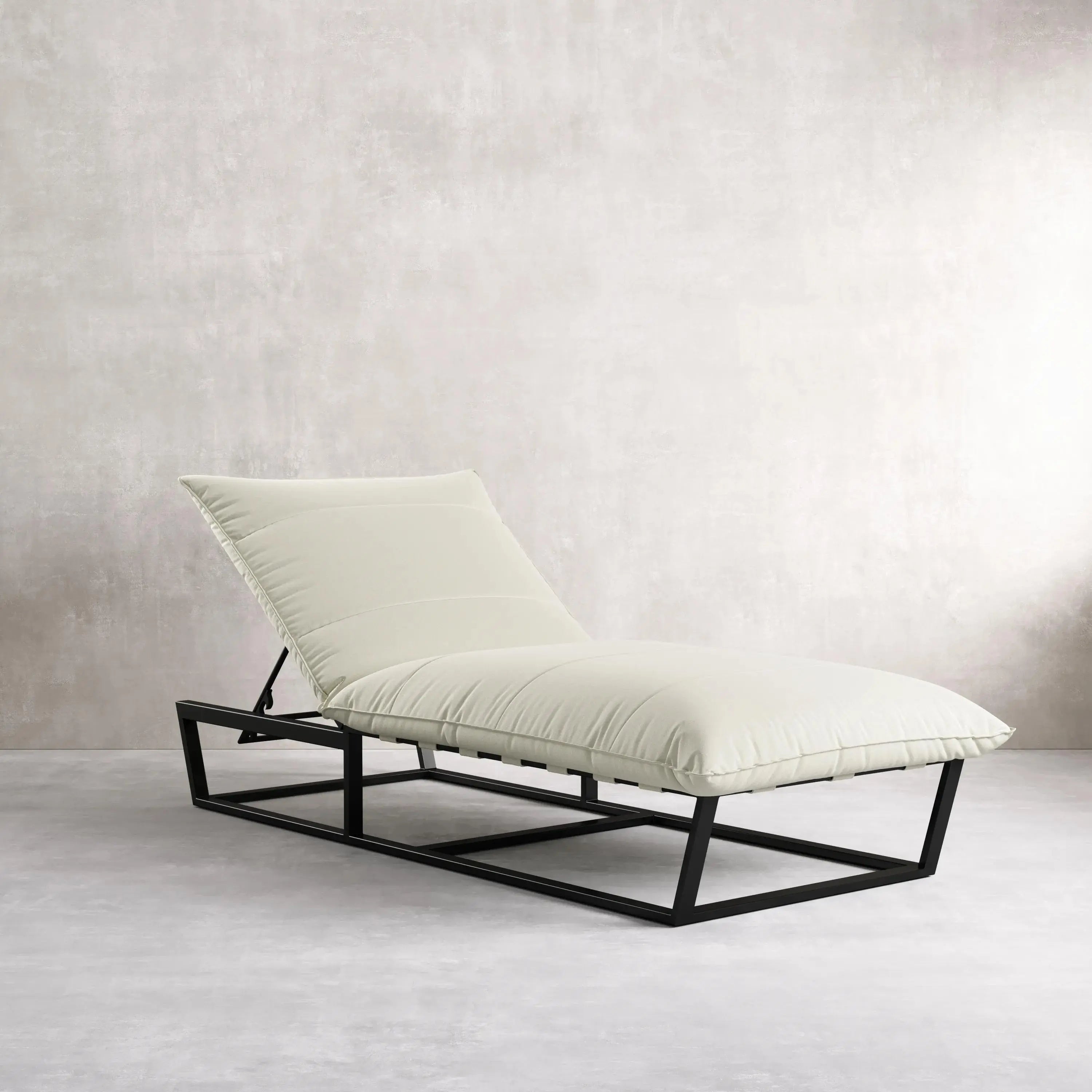 Peniche Outdoor Lounger