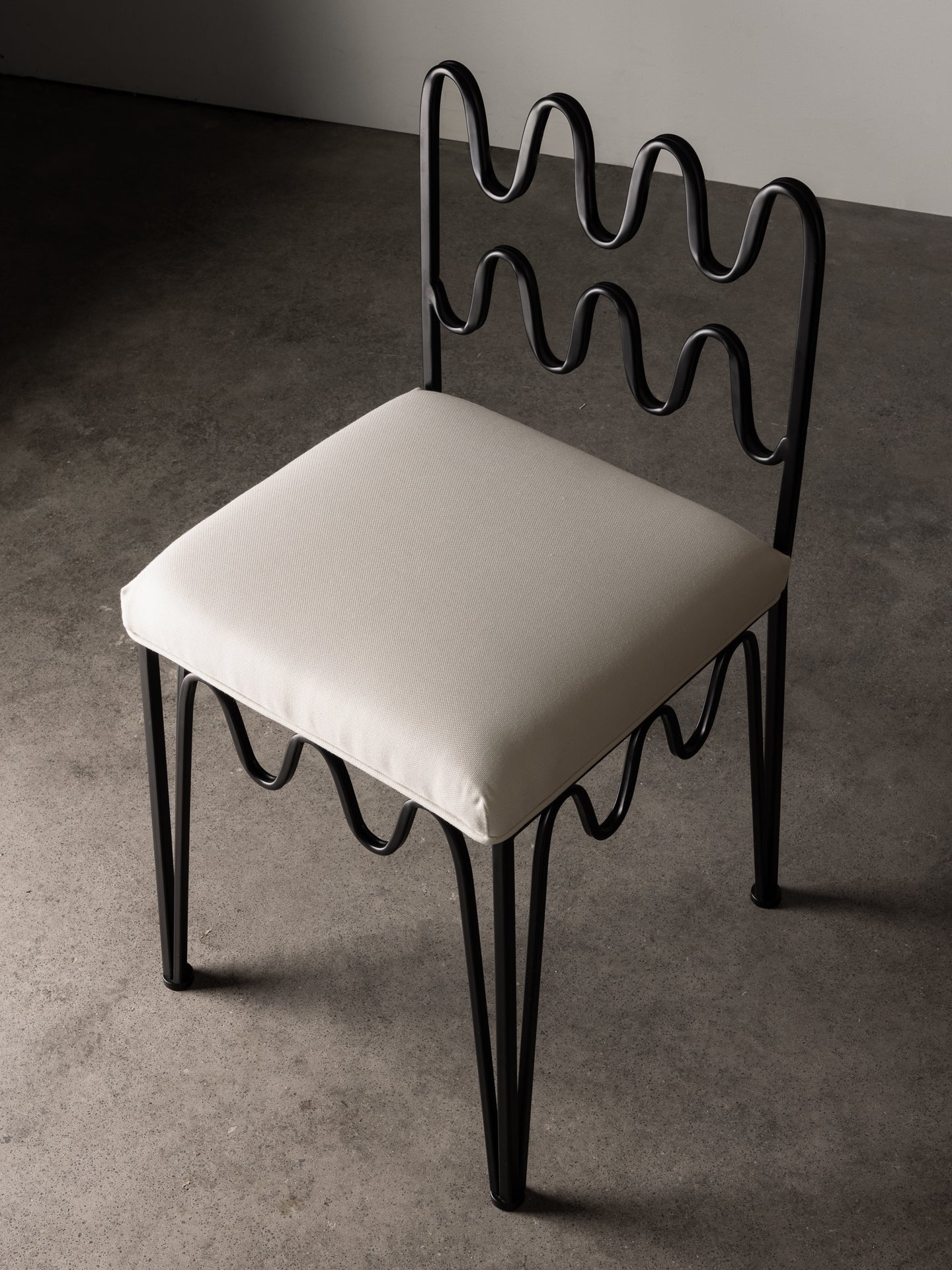 Wave Dining Chair Black