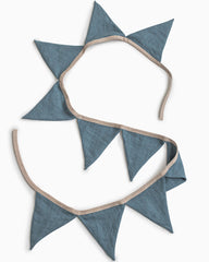 Linen bunting in Gray blue