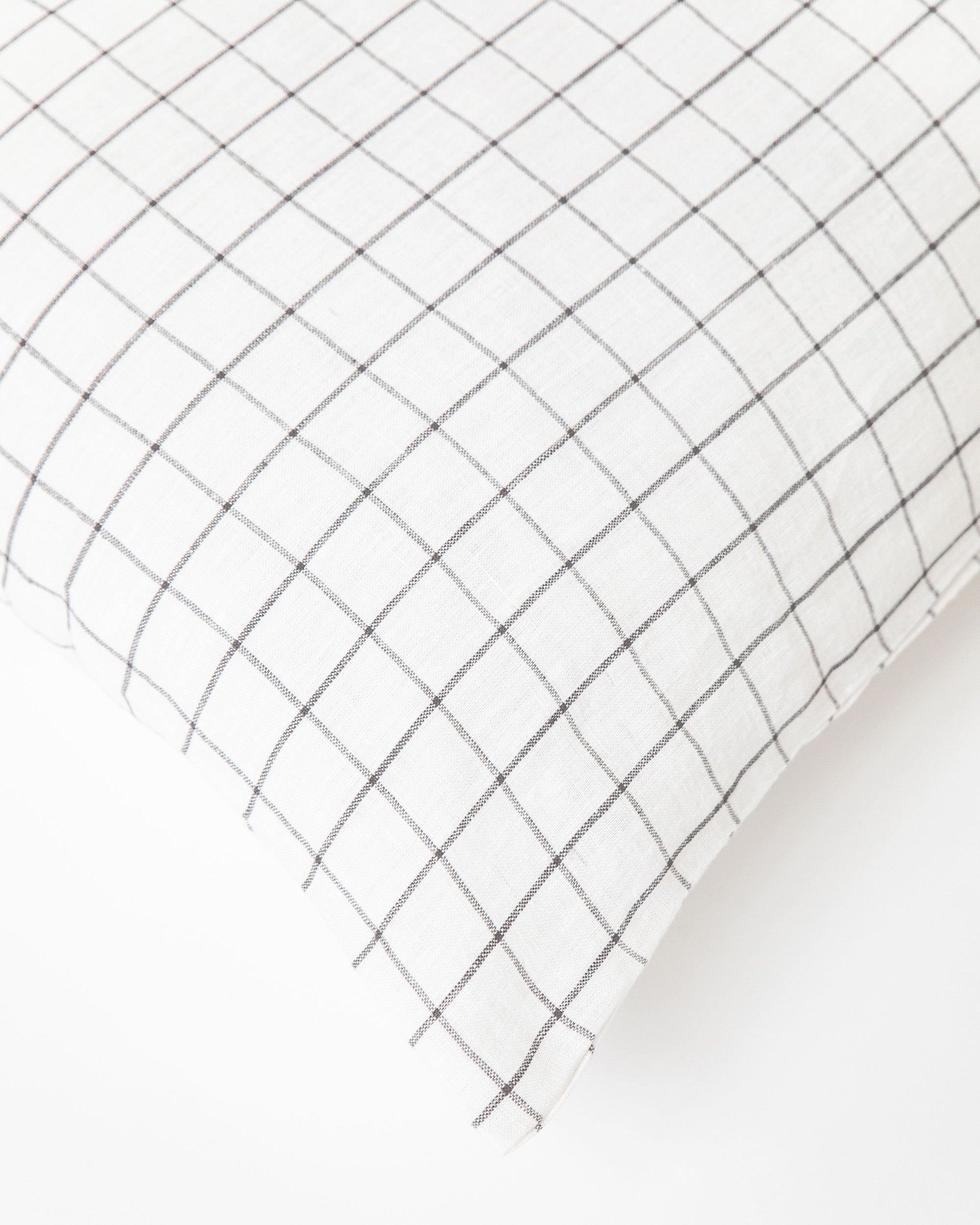 Body pillowcase in Charcoal grid