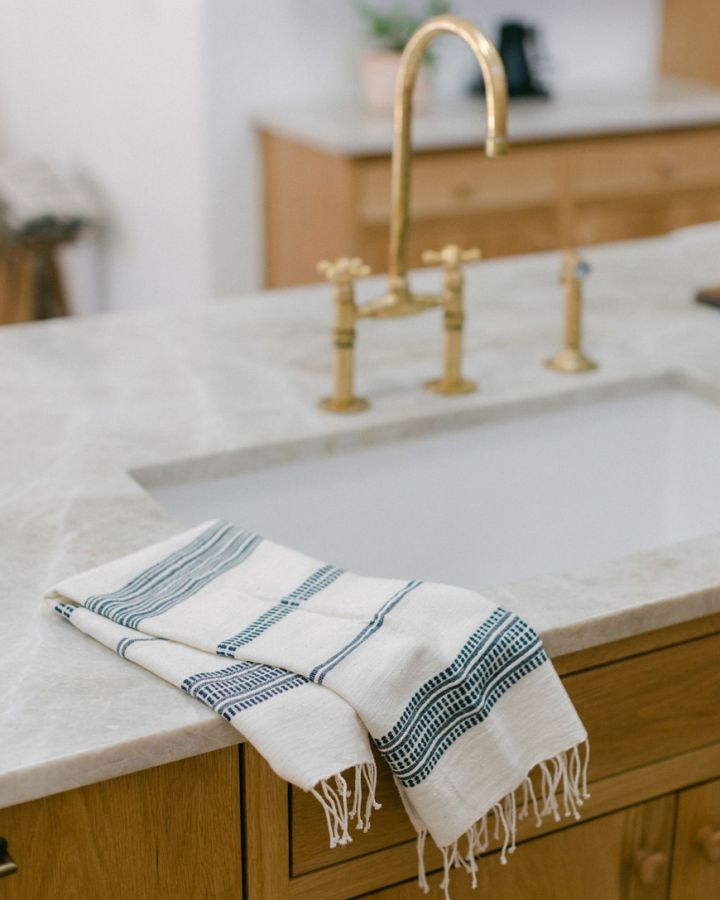 Aden Cotton Hand Towel