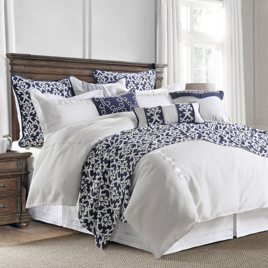 Kavali Floral Jaquard Duvet Cover, Queen