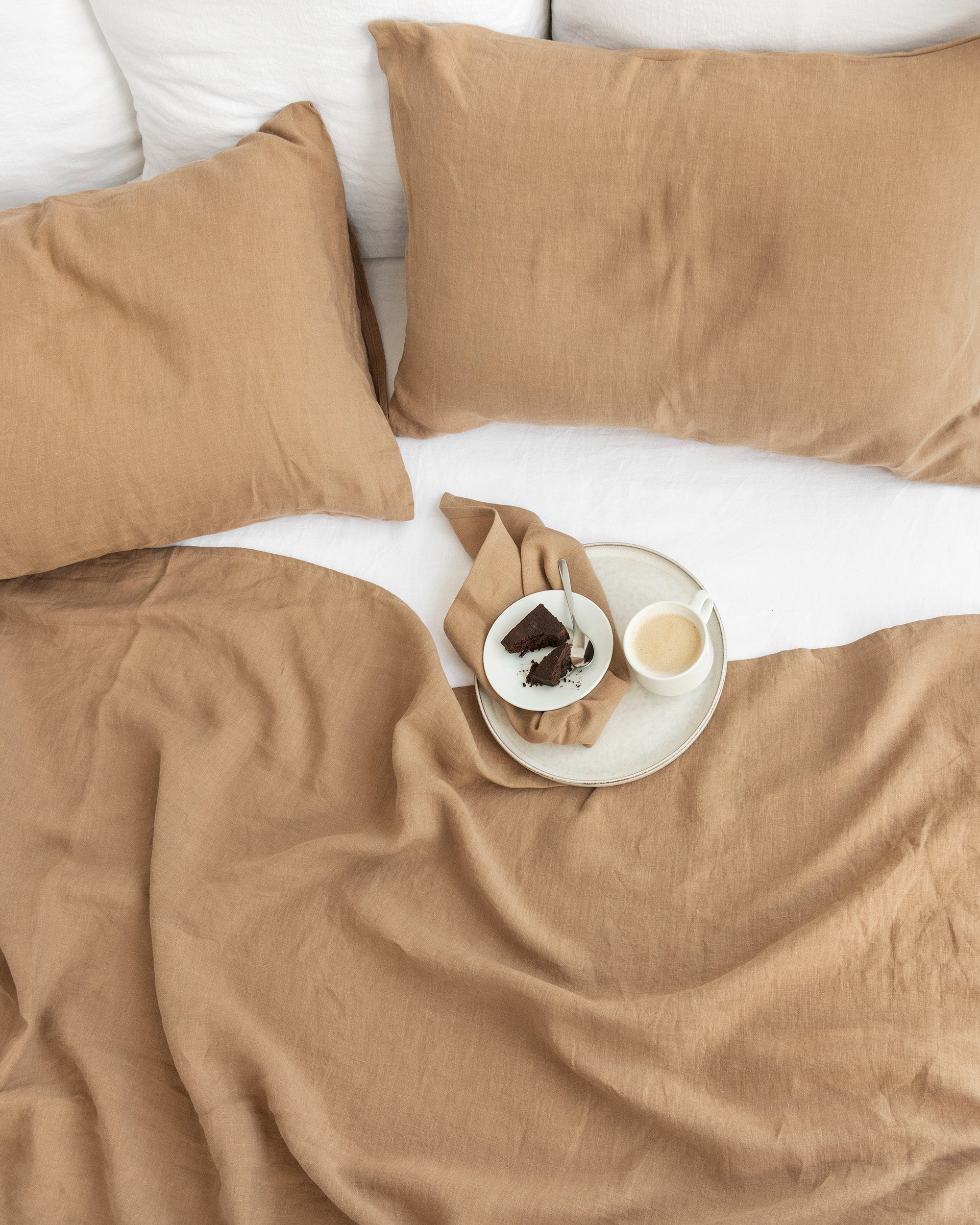 Latte linen pillowcase