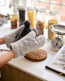 Linen oven mitt (1 pcs) in Light gray