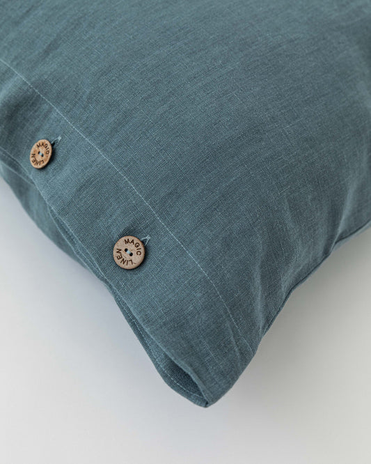 Linen pillowcase with buttons in Gray blue