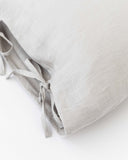 Linen pillowcase with ties in Light gray